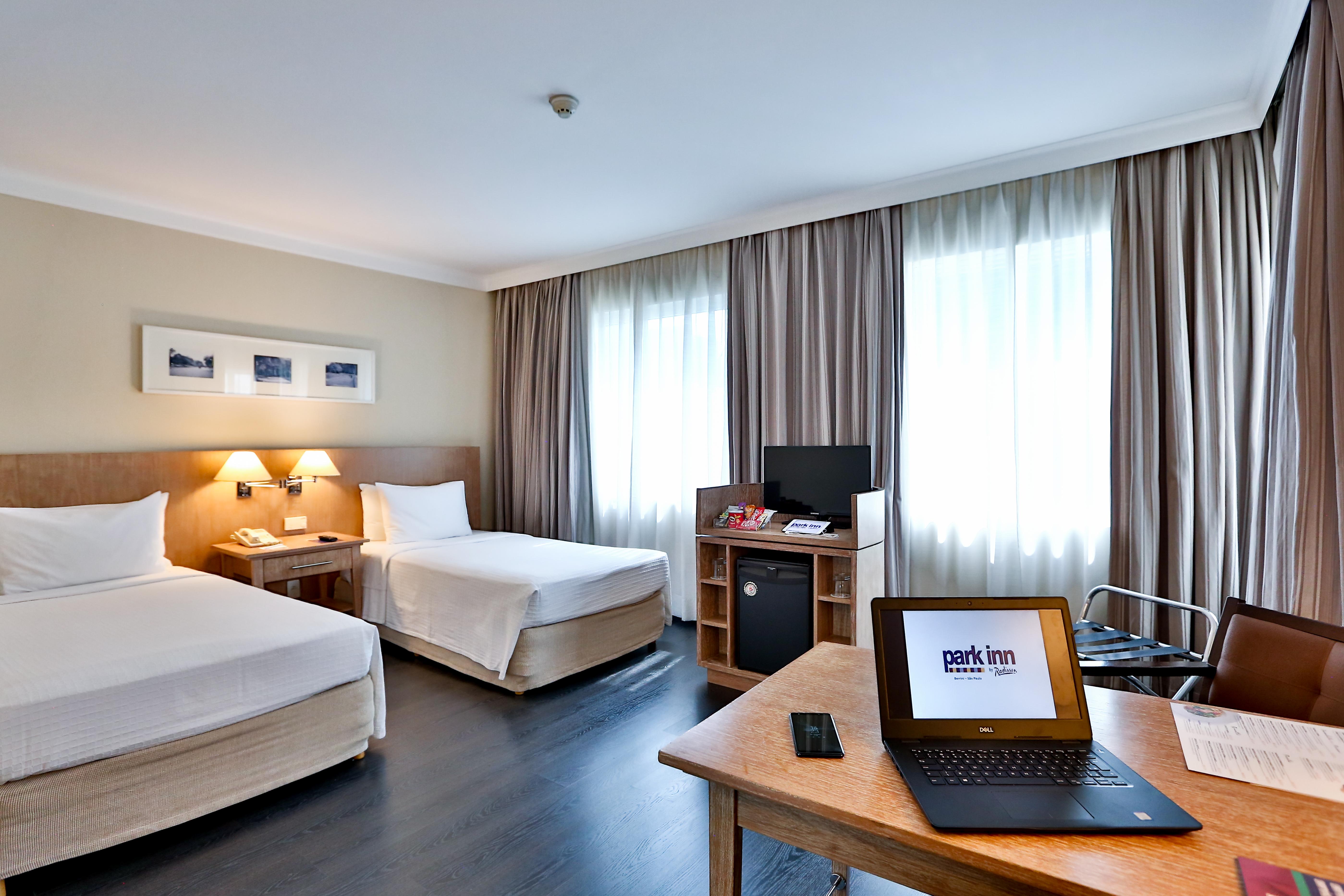 Park Inn By Radisson Berrini Сао Паоло Екстериор снимка